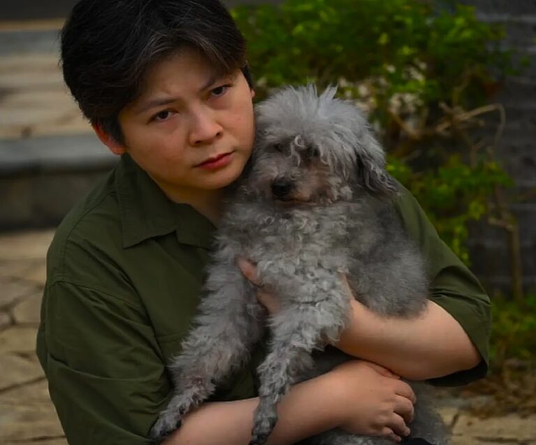 Hong Kong firefighters save beloved pets