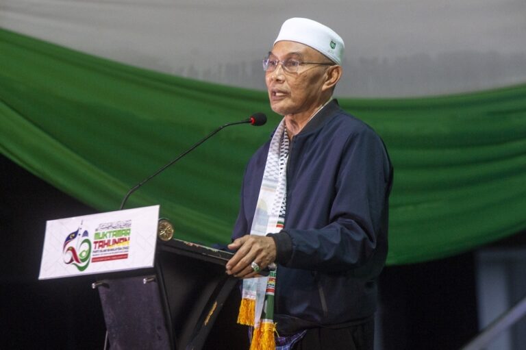 However, police later identified the man as a suspect in the case.  Yesterday, Fire and Rescue Department director-general Nor Hisham Mohammad said the department had handed over a preliminary report on the fire to the police, while a full report is expected to be submitted soon.