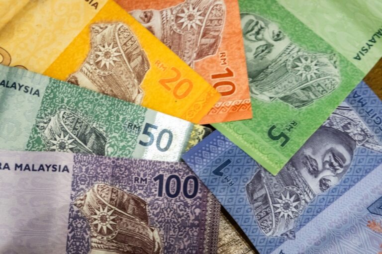 Ringgit’s late-year surge puts 4.00 in sight, with global risks set to test the next move