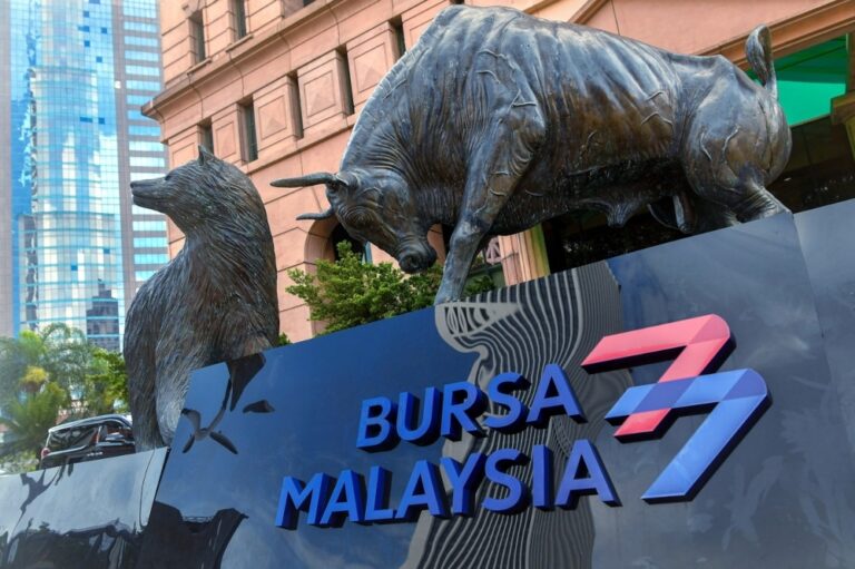 Bargain buying in banks lifts Bursa Malaysia to levels unseen since 2019