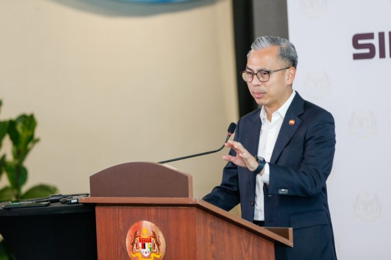 Fahmi: Enforcement agencies to act against foreigners misusing social visit passes